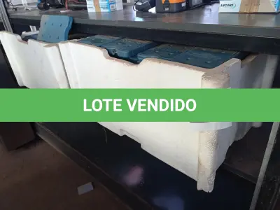 LOTE 336 - 01 LOTE COM GRANDE QUANTIDADE DE PLACAS PARA FAZER GELO RÍGIDO REUTILIZÁVEL. (NO ESTADO) ATENÇÃO! FAZER A VISITAÇÃO ANTES DE ARREMATAR, NÃO SABEMOS SE FUNCIONA. LEILÃO NÃO TEM GARANTIA E NEM DEVOLUÇÃO, SUJEITO A POSSÍVEIS AVARIAS VISÍVEIS/OCULTAS E/OU AUSÊNCIA DE COMPONENTES.
