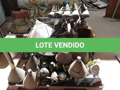 LOTE 387 - 01 LOTE COM MATERIAIS DIVERSOS. (NO ESTADO) ATENÇÃO! FAZER A VISITAÇÃO ANTES DE ARREMATAR, NÃO SABEMOS SE FUNCIONA. LEILÃO NÃO TEM GARANTIA E NEM DEVOLUÇÃO, SUJEITO A POSSÍVEIS AVARIAS VISÍVEIS/OCULTAS E/OU AUSÊNCIA DE COMPONENTES.