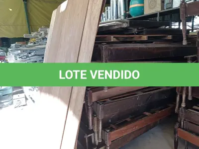LOTE 385 - 01 LOTE COM GRANDE QUANTIDADE DE CAMAS DE SOLTEIRO EM IMBUIA SEM COLCHÃO. (NO ESTADO) ATENÇÃO! FAZER A VISITAÇÃO ANTES DE ARREMATAR, NÃO SABEMOS SE FUNCIONA. LEILÃO NÃO TEM GARANTIA E NEM DEVOLUÇÃO, SUJEITO A POSSÍVEIS AVARIAS VISÍVEIS/OCULTAS E/OU AUSÊNCIA DE COMPONENTES.