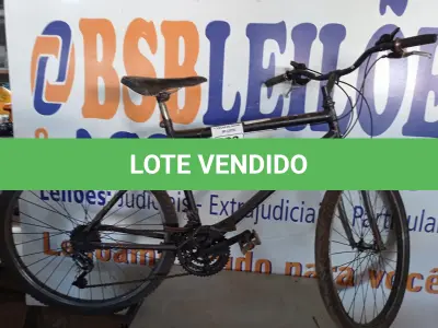 LOTE 223 - 01 BICICLETA ARO 26. (NO ESTADO) ATENÇÃO! FAZER A VISITAÇÃO ANTES DE ARREMATAR, NÃO SABEMOS SE FUNCIONA. LEILÃO NÃO TEM GARANTIA E NEM DEVOLUÇÃO, SUJEITO A POSSÍVEIS AVARIAS VISÍVEIS/OCULTAS E/OU AUSÊNCIA DE COMPONENTES.