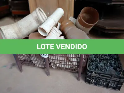 LOTE 410 - 01 LOTE COM CONEXÕES DE TAMANHOS DIVERSOS E ISOLADOR DE FIO. (NO ESTADO) ATENÇÃO! FAZER A VISITAÇÃO ANTES DE ARREMATAR, NÃO SABEMOS SE FUNCIONA. LEILÃO NÃO TEM GARANTIA E NEM DEVOLUÇÃO, SUJEITO A POSSÍVEIS AVARIAS VISÍVEIS/OCULTAS E/OU AUSÊNCIA DE COMPONENTES.