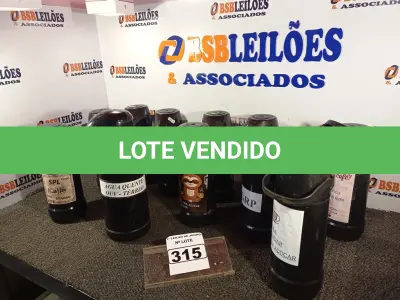 LOTE 315 - 10 GARRAFAS DE CAFÉ. (NO ESTADO) ATENÇÃO! FAZER A VISITAÇÃO ANTES DE ARREMATAR, NÃO SABEMOS SE FUNCIONA. LEILÃO NÃO TEM GARANTIA E NEM DEVOLUÇÃO, SUJEITO A POSSÍVEIS AVARIAS VISÍVEIS/OCULTAS E/OU AUSÊNCIA DE COMPONENTES.
