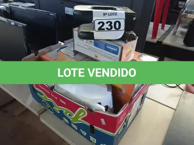 LOTE 230 - 01 CAIXA COM MATERIAIS DIVERSOS PARA ESCRITÓRIO. (NO ESTADO) ATENÇÃO! FAZER A VISITAÇÃO ANTES DE ARREMATAR, NÃO SABEMOS SE FUNCIONA. LEILÃO NÃO TEM GARANTIA E NEM DEVOLUÇÃO, SUJEITO A POSSÍVEIS AVARIAS VISÍVEIS/OCULTAS E/OU AUSÊNCIA DE COMPONENTES.