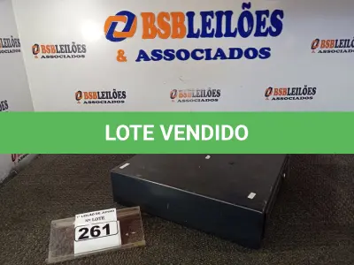 LOTE 261 - 01 CAIXA REGISTRADORA PARA DINHEIRO MANUAL. (NO ESTADO) ATENÇÃO! FAZER A VISITAÇÃO ANTES DE ARREMATAR, NÃO SABEMOS SE FUNCIONA. LEILÃO NÃO TEM GARANTIA E NEM DEVOLUÇÃO, SUJEITO A POSSÍVEIS AVARIAS VISÍVEIS/OCULTAS E/OU AUSÊNCIA DE COMPONENTES.