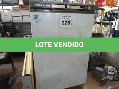 LOTE 226 - 01 FRIGOBAR MARCA PROSDÓCIMO COM AVARIAS. (NO ESTADO) ATENÇÃO! FAZER A VISITAÇÃO ANTES DE ARREMATAR, NÃO SABEMOS SE FUNCIONA. LEILÃO NÃO TEM GARANTIA E NEM DEVOLUÇÃO, SUJEITO A POSSÍVEIS AVARIAS VISÍVEIS/OCULTAS E/OU AUSÊNCIA DE COMPONENTES.