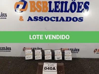 LOTE 040 - 10 HD'S PARA SERVIDOR DE 600GB CADA. (NO ESTADO) ATENÇÃO! FAZER A VISITAÇÃO ANTES DE ARREMATAR, NÃO SABEMOS SE FUNCIONA. LEILÃO NÃO TEM GARANTIA E NEM DEVOLUÇÃO, SUJEITO A POSSÍVEIS AVARIAS VISÍVEIS/OCULTAS E/OU AUSÊNCIA DE COMPONENTES.