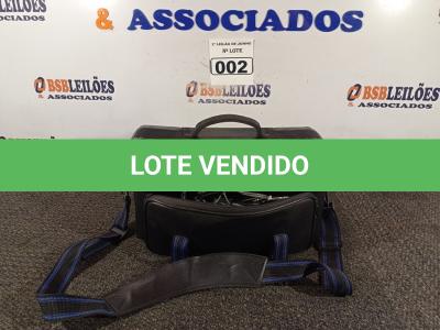 LOTE 002 - 01 CÂMERA FILMADORA COM CARREGADOR, BATERIA, CABOS, FLASH E CASE MARCA PANASONIC PALMCORDER AFX8 DIGITAL FAD. (NO ESTADO) ATENÇÃO! FAZER A VISITAÇÃO ANTES DE ARREMATAR, NÃO SABEMOS SE FUNCIONA. LEILÃO NÃO TEM GARANTIA E NEM DEVOLUÇÃO, SUJEITO A POSSÍVEIS AVARIAS VISÍVEIS/OCULTAS E/OU AUSÊNCIA DE COMPONENTES.