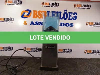 LOTE 038 - 01 MOEDOR DE CAFÉ 230V RANCILIO. (NO ESTADO) ATENÇÃO! FAZER A VISITAÇÃO ANTES DE ARREMATAR, NÃO SABEMOS SE FUNCIONA. LEILÃO NÃO TEM GARANTIA E NEM DEVOLUÇÃO, SUJEITO A POSSÍVEIS AVARIAS VISÍVEIS/OCULTAS E/OU AUSÊNCIA DE COMPONENTES.