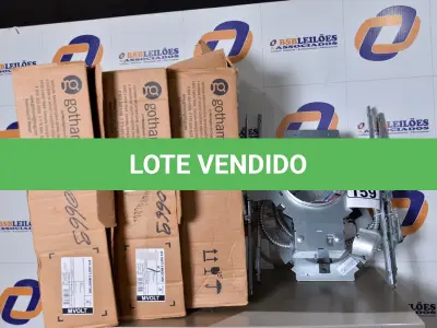 LOTE 159 - 03 PORTAS REFLETORES DE 6’’ AFV GOTHAM 26DTT 6MVOLT HSG. (LIGHTER SUPPERT) (NO ESTADO)0000023
