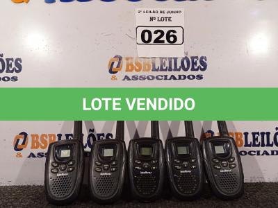 LOTE 026 - 05 RÁDIOS COMUNICADORES MARCA INTELBRAS. (NO ESTADO) ATENÇÃO! FAZER A VISITAÇÃO ANTES DE ARREMATAR, NÃO SABEMOS SE FUNCIONA. LEILÃO NÃO TEM GARANTIA E NEM DEVOLUÇÃO, SUJEITO A POSSÍVEIS AVARIAS VISÍVEIS/OCULTAS E/OU AUSÊNCIA DE COMPONENTES.