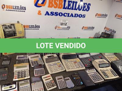 LOTE 012 - 01 LOTE COM CALCULADORES. (NO ESTADO) ATENÇÃO! FAZER A VISITAÇÃO ANTES DE ARREMATAR, NÃO SABEMOS SE FUNCIONA. LEILÃO NÃO TEM GARANTIA E NEM DEVOLUÇÃO, SUJEITO A POSSÍVEIS AVARIAS VISÍVEIS/OCULTAS E/OU AUSÊNCIA DE COMPONENTES.