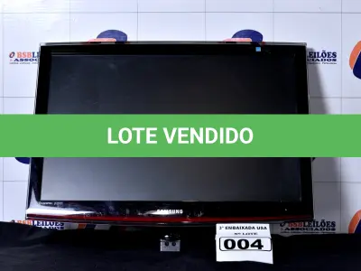 LOTE 004 - 01 MONITOR TV 24’’ MARCA SAMSUNG SEM O PÉ. (NO ESTADO) AV9550B