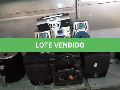 LOTE 045 - 02 APARELHOS DE SOM E 01 MICROSSISTEMA DE ÁUDIO BIVOLT MARCA PHILIPS. (NO ESTADO) ATENÇÃO! FAZER A VISITAÇÃO ANTES DE ARREMATAR, NÃO SABEMOS SE FUNCIONA. LEILÃO NÃO TEM GARANTIA E NEM DEVOLUÇÃO, SUJEITO A POSSÍVEIS AVARIAS VISÍVEIS/OCULTAS E/OU AUSÊNCIA DE COMPONENTES.