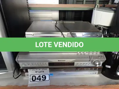 LOTE 049 - 04 DVDS MARCAS E MODELOS DIVERSOS. (NO ESTADO) ATENÇÃO! FAZER A VISITAÇÃO ANTES DE ARREMATAR, NÃO SABEMOS SE FUNCIONA. LEILÃO NÃO TEM GARANTIA E NEM DEVOLUÇÃO, SUJEITO A POSSÍVEIS AVARIAS VISÍVEIS/OCULTAS E/OU AUSÊNCIA DE COMPONENTES.