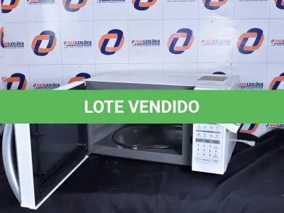LOTE 015 - 01 FORNO MICRO-ONDAS 30L MARCA LG 110V. (OVEN, MICROWAVE) (NO ESTADO) BF8590N