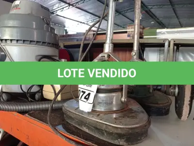 LOTE 074 - 02 ENCERADEIRAS ANTIGAS. (NO ESTADO) ATENÇÃO! FAZER A VISITAÇÃO ANTES DE ARREMATAR, NÃO SABEMOS SE FUNCIONA. LEILÃO NÃO TEM GARANTIA E NEM DEVOLUÇÃO, SUJEITO A POSSÍVEIS AVARIAS VISÍVEIS/OCULTAS E/OU AUSÊNCIA DE COMPONENTES.
