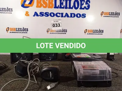 LOTE 033 - 01 RELÓGIO DE PONTO MARCA DIMEP, 03 LEITORAS DE CÓDIGO DE BARRAS A LASER, SENDO 02 MARCA BEMATECH E 01 ELGIN E 03 LEITORAS DE CÓDIGO DE BARRAS ENTRADA USB. (NO ESTADO) ATENÇÃO! FAZER A VISITAÇÃO ANTES DE ARREMATAR, NÃO SABEMOS SE FUNCIONA. LEILÃO NÃO TEM GARANTIA E NEM DEVOLUÇÃO, SUJEITO A POSSÍVEIS AVARIAS VISÍVEIS/OCULTAS E/OU AUSÊNCIA DE COMPONENTES.