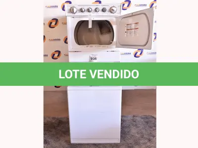LOTE 035 - 01 MÁQUINA LAVA E SECA MARCA WHIRIPOOL 110V COM AVARIAS NA PORTA DA SECADORA. (WASHER/DRYER COMBINATION) (NO ESTADO) AV9637W