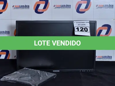 LOTE 120 - 01 MONITOR 22’’ LCD SEM O PÉ MARCA SAMSUNG. (NO ESTADO) AV9705H