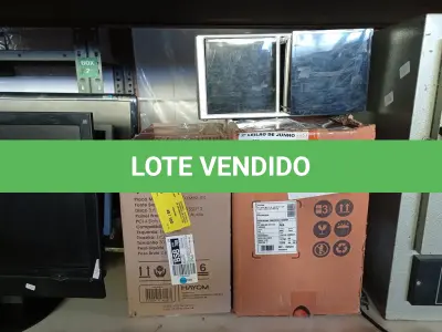 LOTE 066 - 01 LOTE COM GRANDE QUANTIDADE DE CDS. (NO ESTADO) ATENÇÃO! FAZER A VISITAÇÃO ANTES DE ARREMATAR, NÃO SABEMOS SE FUNCIONA. LEILÃO NÃO TEM GARANTIA E NEM DEVOLUÇÃO, SUJEITO A POSSÍVEIS AVARIAS VISÍVEIS/OCULTAS E/OU AUSÊNCIA DE COMPONENTES.