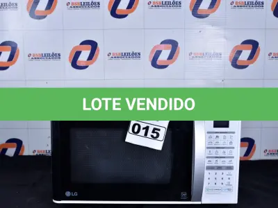 LOTE 015 - 01 FORNO MICRO-ONDAS 30L MARCA LG 110V. (OVEN, MICROWAVE) (NO ESTADO) BF8590N