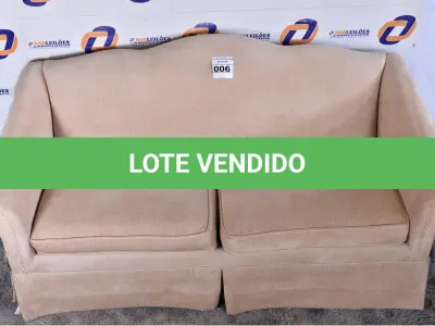 LOTE 006 - 01 SOFÁ 02 LUGARES. (HOUSEHOLD, 2SEAT) (NO ESTADO) AV9385K