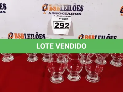 LOTE 292 - 12 TAÇAS PARA ÁGUA. (NO ESTADO) ATENÇÃO! FAZER A VISITAÇÃO ANTES DE ARREMATAR, NÃO SABEMOS SE FUNCIONA. LEILÃO NÃO TEM GARANTIA E NEM DEVOLUÇÃO, SUJEITO A POSSÍVEIS AVARIAS VISÍVEIS/OCULTAS E/OU AUSÊNCIA DE COMPONENTES.