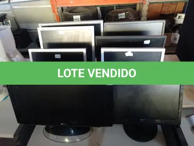 LOTE 135 - 08 MONITORES LCD MARCAS E MODELOS DIVERSOS COM AVARIAS. (NO ESTADO) ATENÇÃO! FAZER A VISITAÇÃO ANTES DE ARREMATAR, NÃO SABEMOS SE FUNCIONA. LEILÃO NÃO TEM GARANTIA E NEM DEVOLUÇÃO, SUJEITO A POSSÍVEIS AVARIAS VISÍVEIS/OCULTAS E/OU AUSÊNCIA DE COMPONENTES.