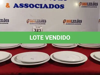 LOTE 323 - 10 PRATOS RASOS E 10 PRATOS DE SOBREMESA. (NO ESTADO) ATENÇÃO! FAZER A VISITAÇÃO ANTES DE ARREMATAR, NÃO SABEMOS SE FUNCIONA. LEILÃO NÃO TEM GARANTIA E NEM DEVOLUÇÃO, SUJEITO A POSSÍVEIS AVARIAS VISÍVEIS/OCULTAS E/OU AUSÊNCIA DE COMPONENTES.