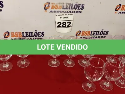 LOTE 282 - 12 TAÇAS PARA ÁGUA. (NO ESTADO) ATENÇÃO! FAZER A VISITAÇÃO ANTES DE ARREMATAR, NÃO SABEMOS SE FUNCIONA. LEILÃO NÃO TEM GARANTIA E NEM DEVOLUÇÃO, SUJEITO A POSSÍVEIS AVARIAS VISÍVEIS/OCULTAS E/OU AUSÊNCIA DE COMPONENTES.