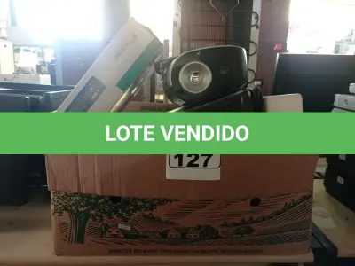 LOTE 127 - 01 LOTE COM ITENS VARIADOS; CHAPINHAS E SECADORES DE CABELO, 01 PANELA, 01 MICRO SYSTEM E 01 SOM PARA CARRO. (NO ESTADO) ATENÇÃO! FAZER A VISITAÇÃO ANTES DE ARREMATAR, NÃO SABEMOS SE FUNCIONA. LEILÃO NÃO TEM GARANTIA E NEM DEVOLUÇÃO, SUJEITO A POSSÍVEIS AVARIAS VISÍVEIS/OCULTAS E/OU AUSÊNCIA DE COMPONENTES.