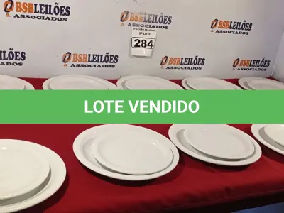 LOTE 284 - 10 PRATOS RASOS E 10 PRATOS DE SOBREMESA. (NO ESTADO) ATENÇÃO! FAZER A VISITAÇÃO ANTES DE ARREMATAR, NÃO SABEMOS SE FUNCIONA. LEILÃO NÃO TEM GARANTIA E NEM DEVOLUÇÃO, SUJEITO A POSSÍVEIS AVARIAS VISÍVEIS/OCULTAS E/OU AUSÊNCIA DE COMPONENTES.