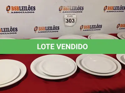 LOTE 303 - 10 PRATOS RASOS E 10 PRATOS DE SOBREMESA. (NO ESTADO) ATENÇÃO! FAZER A VISITAÇÃO ANTES DE ARREMATAR, NÃO SABEMOS SE FUNCIONA. LEILÃO NÃO TEM GARANTIA E NEM DEVOLUÇÃO, SUJEITO A POSSÍVEIS AVARIAS VISÍVEIS/OCULTAS E/OU AUSÊNCIA DE COMPONENTES.