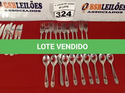 LOTE 324 - 01 LOTE COM 10 GARFOS, 10 FACAS E 10 COLHERES DE SOBREMESA. (NO ESTADO) ATENÇÃO! FAZER A VISITAÇÃO ANTES DE ARREMATAR, NÃO SABEMOS SE FUNCIONA. LEILÃO NÃO TEM GARANTIA E NEM DEVOLUÇÃO, SUJEITO A POSSÍVEIS AVARIAS VISÍVEIS/OCULTAS E/OU AUSÊNCIA DE COMPONENTES.