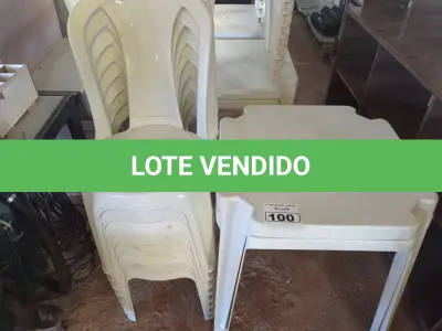 LOTE 100 - 02 JOGOS DE MESAS QUADRADAS DE PLÁSTICO NA COR BRANCA. (NO ESTADO) ATENÇÃO! FAZER A VISITAÇÃO ANTES DE ARREMATAR, NÃO SABEMOS SE FUNCIONA. LEILÃO NÃO TEM GARANTIA E NEM DEVOLUÇÃO, SUJEITO A POSSÍVEIS AVARIAS VISÍVEIS/OCULTAS E/OU AUSÊNCIA DE COMPONENTES.