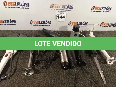 LOTE 144 - 01 LOTE COM ITENS VARIADOS PARA COZINHA COM AVARIAS. (NO ESTADO) ATENÇÃO! FAZER A VISITAÇÃO ANTES DE ARREMATAR, NÃO SABEMOS SE FUNCIONA. LEILÃO NÃO TEM GARANTIA E NEM DEVOLUÇÃO, SUJEITO A POSSÍVEIS AVARIAS VISÍVEIS/OCULTAS E/OU AUSÊNCIA DE COMPONENTES.