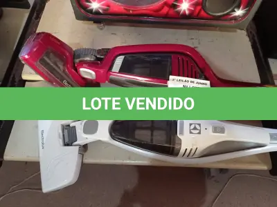 LOTE 133 - 03 ASPIRADORES DE PÓ ELÉTRICOS. (NO ESTADO) ATENÇÃO! FAZER A VISITAÇÃO ANTES DE ARREMATAR, NÃO SABEMOS SE FUNCIONA. LEILÃO NÃO TEM GARANTIA E NEM DEVOLUÇÃO, SUJEITO A POSSÍVEIS AVARIAS VISÍVEIS/OCULTAS E/OU AUSÊNCIA DE COMPONENTES.