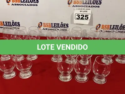 LOTE 325 - 24 TAÇAS PARA ÁGUA. (NO ESTADO) ATENÇÃO! FAZER A VISITAÇÃO ANTES DE ARREMATAR, NÃO SABEMOS SE FUNCIONA. LEILÃO NÃO TEM GARANTIA E NEM DEVOLUÇÃO, SUJEITO A POSSÍVEIS AVARIAS VISÍVEIS/OCULTAS E/OU AUSÊNCIA DE COMPONENTES.