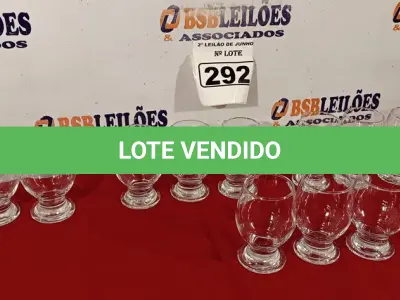 LOTE 292 - 12 TAÇAS PARA ÁGUA. (NO ESTADO) ATENÇÃO! FAZER A VISITAÇÃO ANTES DE ARREMATAR, NÃO SABEMOS SE FUNCIONA. LEILÃO NÃO TEM GARANTIA E NEM DEVOLUÇÃO, SUJEITO A POSSÍVEIS AVARIAS VISÍVEIS/OCULTAS E/OU AUSÊNCIA DE COMPONENTES.
