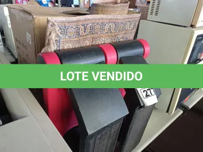 LOTE 277 - 01 ACESSÓRIO PARA EXERCÍCIO DE PERNAS E 01 TAPETE PASSADEIRA. (NO ESTADO) ATENÇÃO! FAZER A VISITAÇÃO ANTES DE ARREMATAR, NÃO SABEMOS SE FUNCIONA. LEILÃO NÃO TEM GARANTIA E NEM DEVOLUÇÃO, SUJEITO A POSSÍVEIS AVARIAS VISÍVEIS/OCULTAS E/OU AUSÊNCIA DE COMPONENTES.