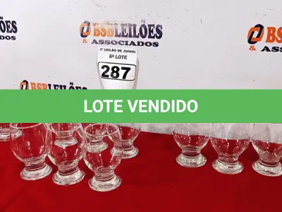 LOTE 287 - 12 TAÇAS PARA ÁGUA. (NO ESTADO) ATENÇÃO! FAZER A VISITAÇÃO ANTES DE ARREMATAR, NÃO SABEMOS SE FUNCIONA. LEILÃO NÃO TEM GARANTIA E NEM DEVOLUÇÃO, SUJEITO A POSSÍVEIS AVARIAS VISÍVEIS/OCULTAS E/OU AUSÊNCIA DE COMPONENTES.