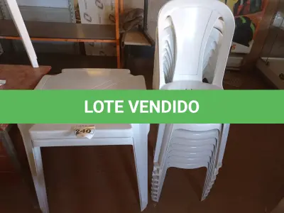 LOTE 240 - 02 JOGOS DE MESAS QUADRADAS DE PLÁSTICO NA COR BRANCA. (NO ESTADO) ATENÇÃO! FAZER A VISITAÇÃO ANTES DE ARREMATAR, NÃO SABEMOS SE FUNCIONA. LEILÃO NÃO TEM GARANTIA E NEM DEVOLUÇÃO, SUJEITO A POSSÍVEIS AVARIAS VISÍVEIS/OCULTAS E/OU AUSÊNCIA DE COMPONENTES.