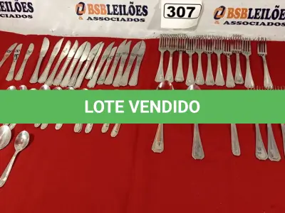 LOTE 307 - 01 LOTE COM TALHERES DIVERSOS. (NO ESTADO) ATENÇÃO! FAZER A VISITAÇÃO ANTES DE ARREMATAR, NÃO SABEMOS SE FUNCIONA. LEILÃO NÃO TEM GARANTIA E NEM DEVOLUÇÃO, SUJEITO A POSSÍVEIS AVARIAS VISÍVEIS/OCULTAS E/OU AUSÊNCIA DE COMPONENTES.