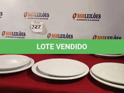 LOTE 327 - 10 PRATOS RASOS E 06 PRATOS DE SOBREMESA. (NO ESTADO) ATENÇÃO! FAZER A VISITAÇÃO ANTES DE ARREMATAR, NÃO SABEMOS SE FUNCIONA. LEILÃO NÃO TEM GARANTIA E NEM DEVOLUÇÃO, SUJEITO A POSSÍVEIS AVARIAS VISÍVEIS/OCULTAS E/OU AUSÊNCIA DE COMPONENTES.