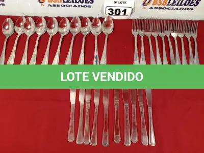 LOTE 301 - 01 LOTE COM 10 GARFOS, 10 COLHERES E 10 FACAS. (NO ESTADO) ATENÇÃO! FAZER A VISITAÇÃO ANTES DE ARREMATAR, NÃO SABEMOS SE FUNCIONA. LEILÃO NÃO TEM GARANTIA E NEM DEVOLUÇÃO, SUJEITO A POSSÍVEIS AVARIAS VISÍVEIS/OCULTAS E/OU AUSÊNCIA DE COMPONENTES.