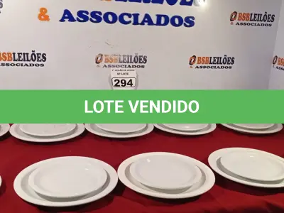 LOTE 294 - 10 PRATOS RASOS E 10 PRATOS DE SOBREMESA. (NO ESTADO) ATENÇÃO! FAZER A VISITAÇÃO ANTES DE ARREMATAR, NÃO SABEMOS SE FUNCIONA. LEILÃO NÃO TEM GARANTIA E NEM DEVOLUÇÃO, SUJEITO A POSSÍVEIS AVARIAS VISÍVEIS/OCULTAS E/OU AUSÊNCIA DE COMPONENTES.