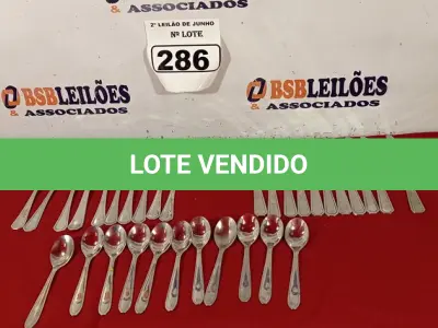 LOTE 286 - 01 LOTE COM 10 GARFOS, 10 FACAS E 10 COLHERES DE SOBREMESA. (NO ESTADO) ATENÇÃO! FAZER A VISITAÇÃO ANTES DE ARREMATAR, NÃO SABEMOS SE FUNCIONA. LEILÃO NÃO TEM GARANTIA E NEM DEVOLUÇÃO, SUJEITO A POSSÍVEIS AVARIAS VISÍVEIS/OCULTAS E/OU AUSÊNCIA DE COMPONENTES.
