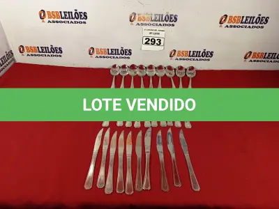 LOTE 293 - 01 LOTE COM 10 GARFOS, 10 COLHERES E 10 FACAS. (NO ESTADO) ATENÇÃO! FAZER A VISITAÇÃO ANTES DE ARREMATAR, NÃO SABEMOS SE FUNCIONA. LEILÃO NÃO TEM GARANTIA E NEM DEVOLUÇÃO, SUJEITO A POSSÍVEIS AVARIAS VISÍVEIS/OCULTAS E/OU AUSÊNCIA DE COMPONENTES.