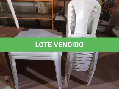 LOTE 150 - 02 JOGOS DE MESAS QUADRADAS DE PLÁSTICO NA COR BRANCA. (NO ESTADO) ATENÇÃO! FAZER A VISITAÇÃO ANTES DE ARREMATAR, NÃO SABEMOS SE FUNCIONA. LEILÃO NÃO TEM GARANTIA E NEM DEVOLUÇÃO, SUJEITO A POSSÍVEIS AVARIAS VISÍVEIS/OCULTAS E/OU AUSÊNCIA DE COMPONENTES.