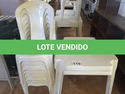 LOTE 110 - 02 JOGOS DE MESAS QUADRADAS DE PLÁSTICO NA COR BRANCA. (NO ESTADO) ATENÇÃO! FAZER A VISITAÇÃO ANTES DE ARREMATAR, NÃO SABEMOS SE FUNCIONA. LEILÃO NÃO TEM GARANTIA E NEM DEVOLUÇÃO, SUJEITO A POSSÍVEIS AVARIAS VISÍVEIS/OCULTAS E/OU AUSÊNCIA DE COMPONENTES.